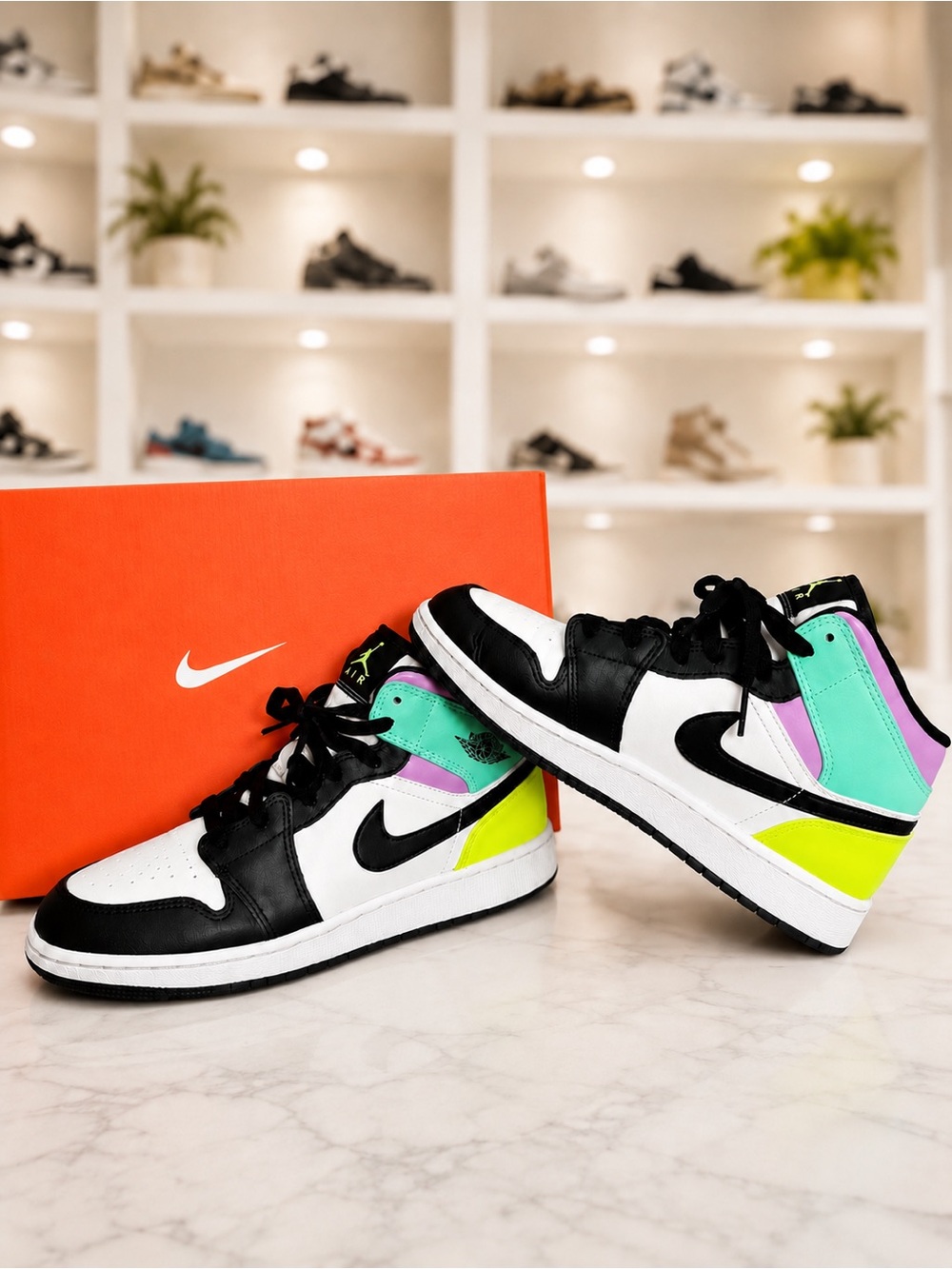 Nike Air Jordan 1 Mid GS Pastel Black Toe Sneakers 554725-175